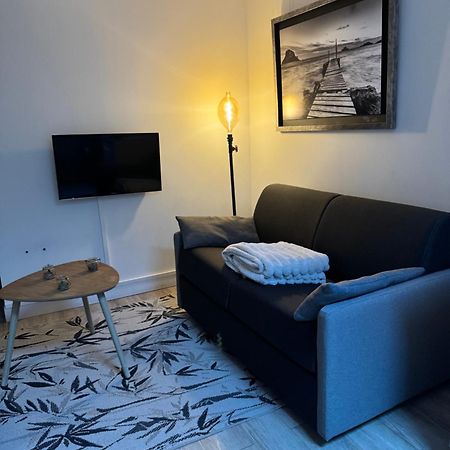 Appartement Cosy Face A La Basilique Saint Remi Reims Exterior foto