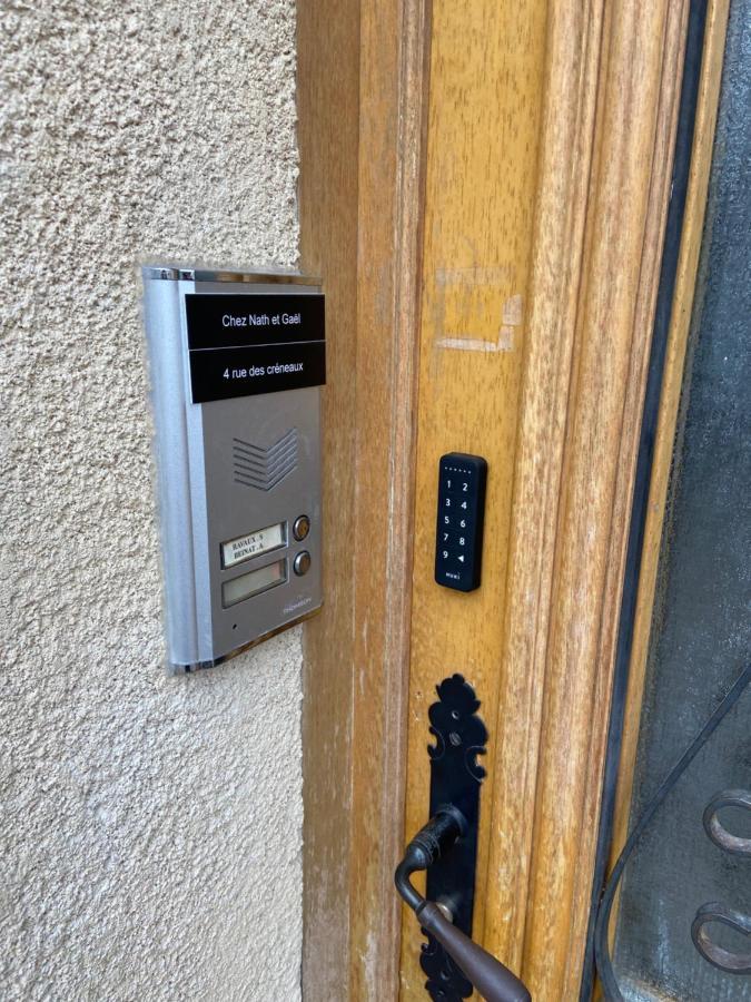 Appartement Cosy Face A La Basilique Saint Remi Reims Exterior foto